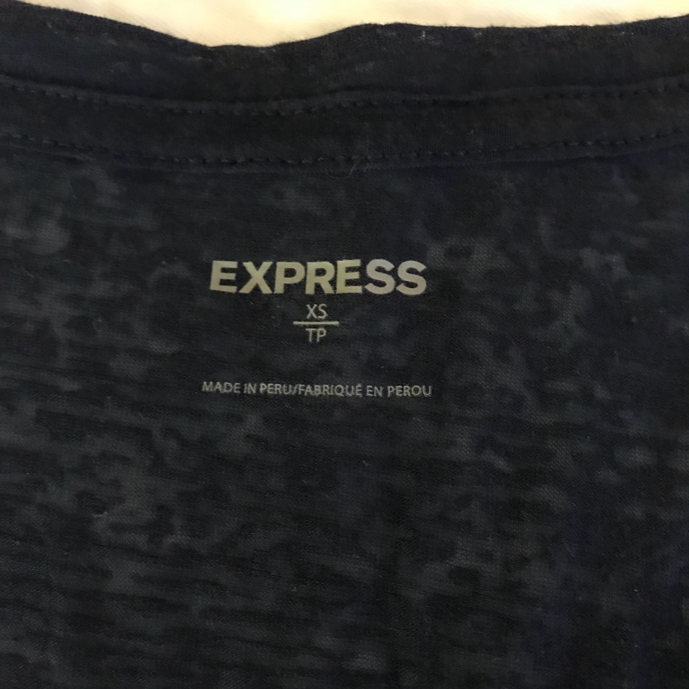 Express Short Sleeve Floral Print Tshirt - Picture 4 of 6